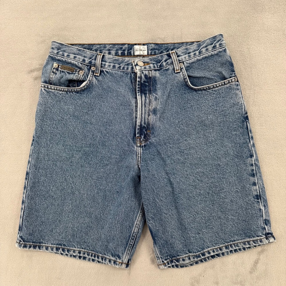 Vintage Calvin Klein Jeans Mens 34 Denim Shorts Medium Wash 100% Cotton Relaxed